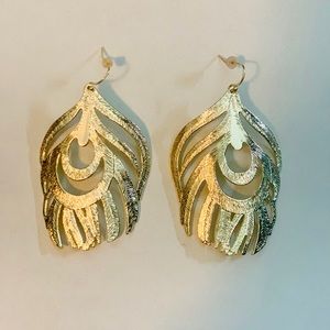 Kendra Scott gold feather earrings- SOLD